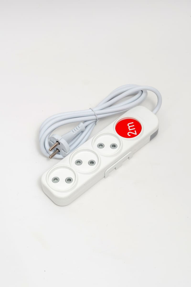 Удлинитель 4вх с защитными шторками ELBI Myra 527-010202-430